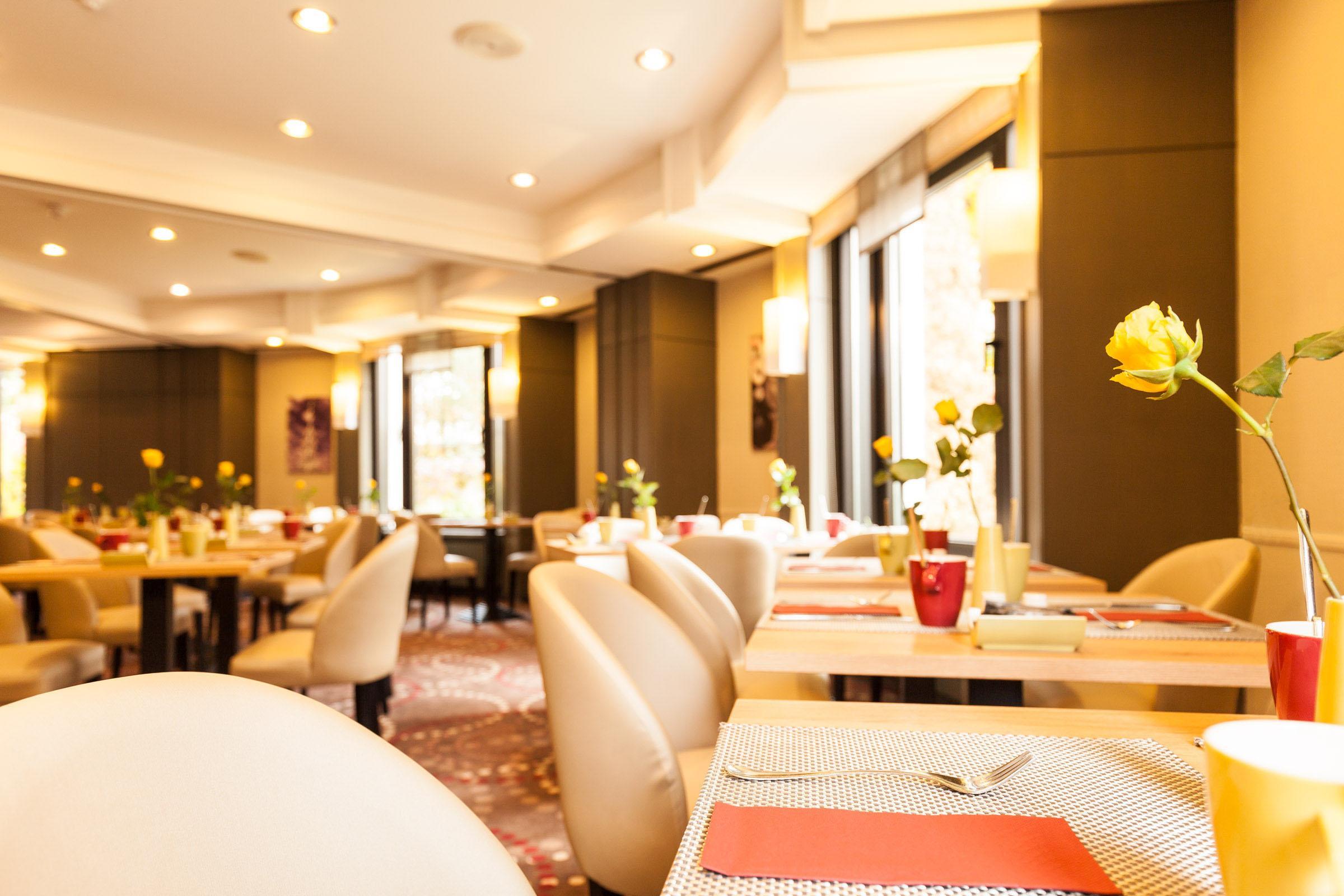 Hotel Leonardo North 4*